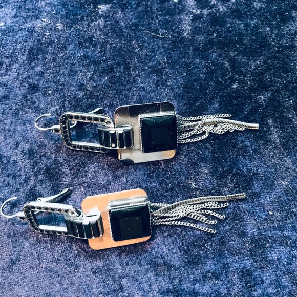 Satellie Paris Jewelry Earings. NEW. - Picture 3 of 6